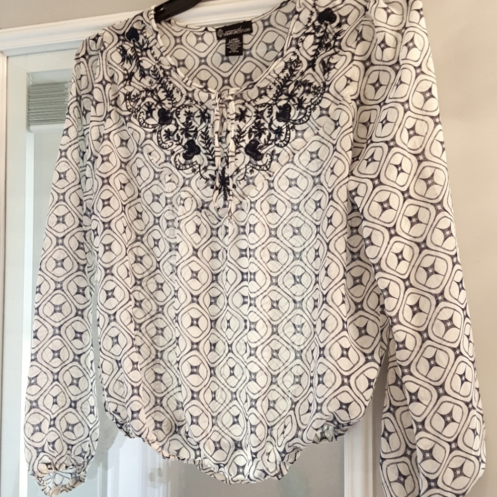 Womens Signature Studio Large Top